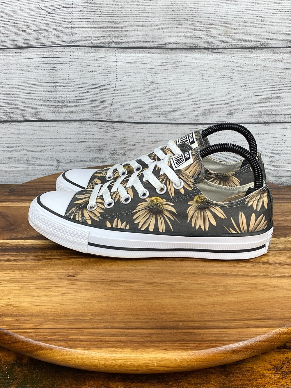 Converse Chuck Taylor All Star Low Dark Floral Sunflower Shoe Women’s Size 7